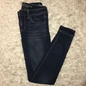 AEO - SUPER LOW JEGGING